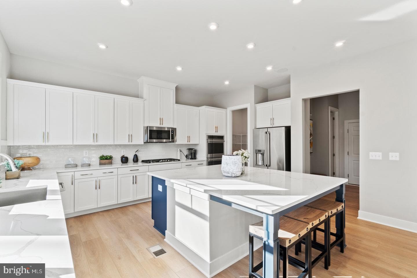 10911 Golden Glow Avenue photo 11