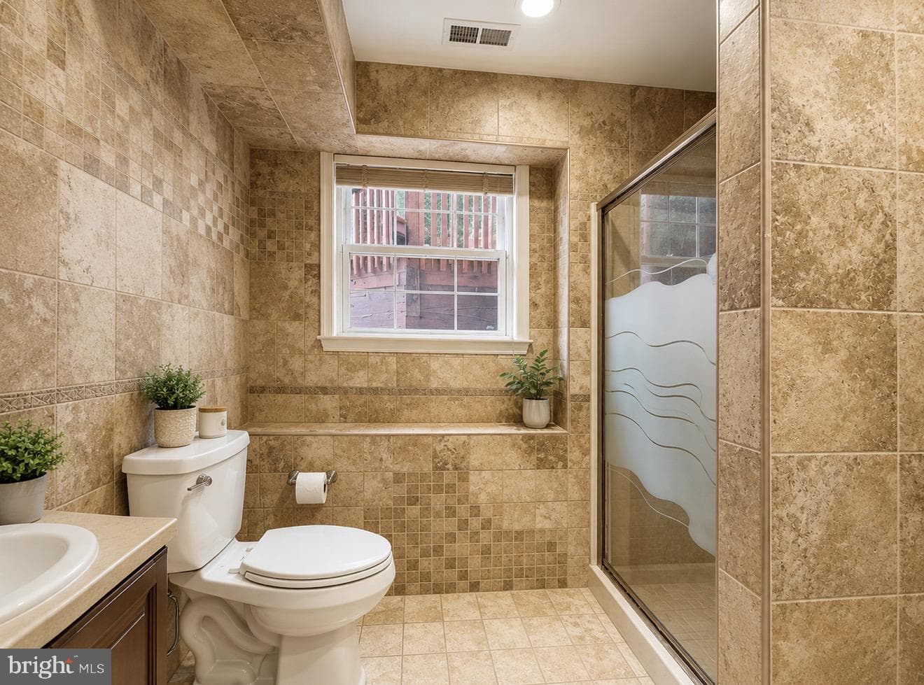 1512 Jomar Drive photo 11