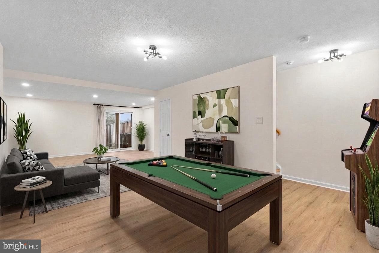 10637 Campus Way S photo 27