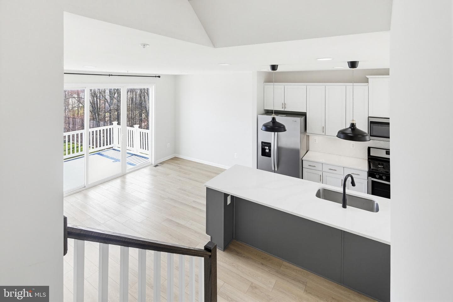 1023 High Point Trl photo 15