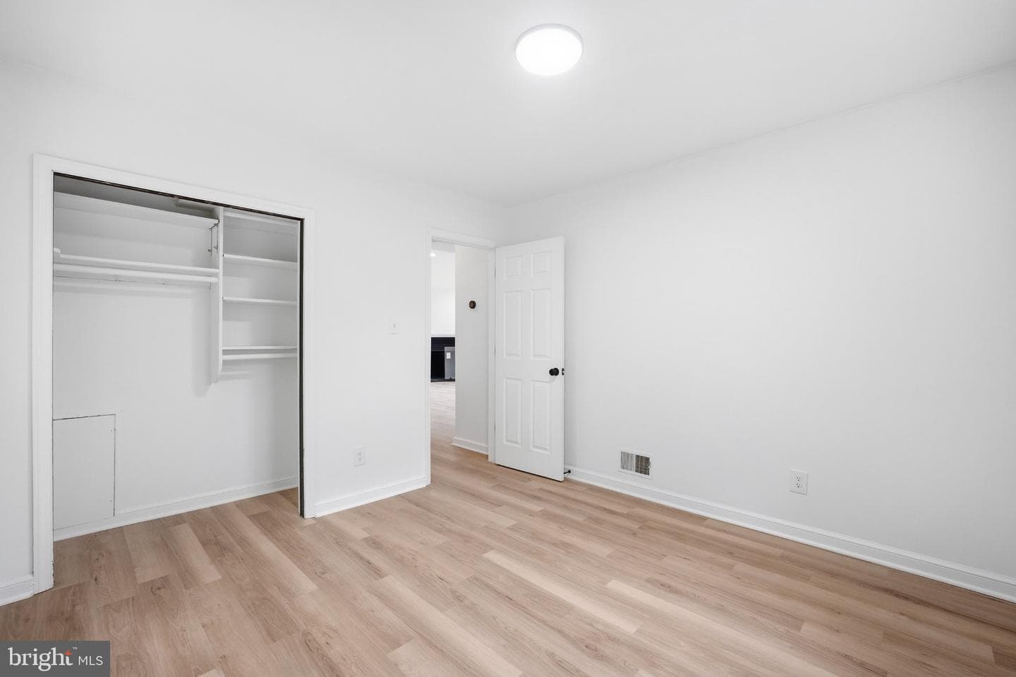 6709 Forest Hill Drive photo 15