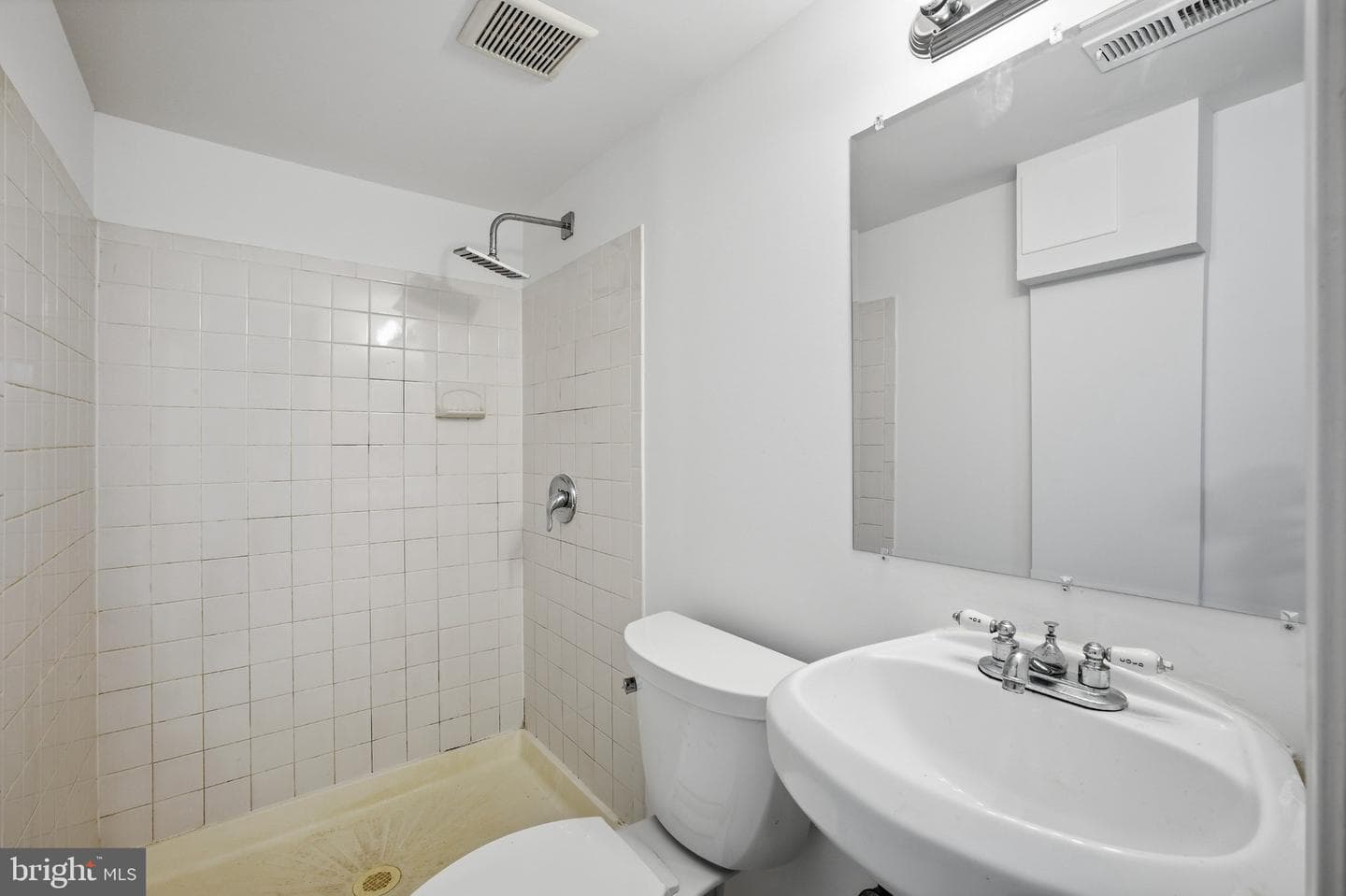 6709 Forest Hill Drive photo 33