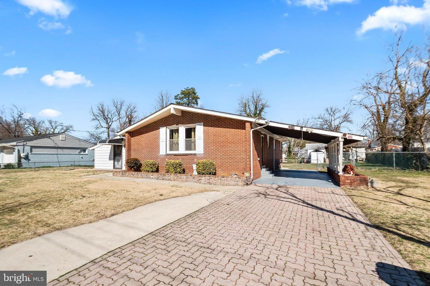 6014 Griffith Drive photo 2