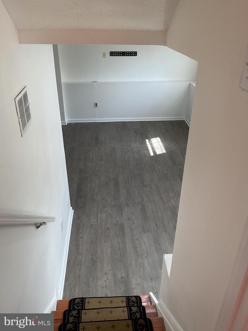 10810 Hollaway Drive photo 10