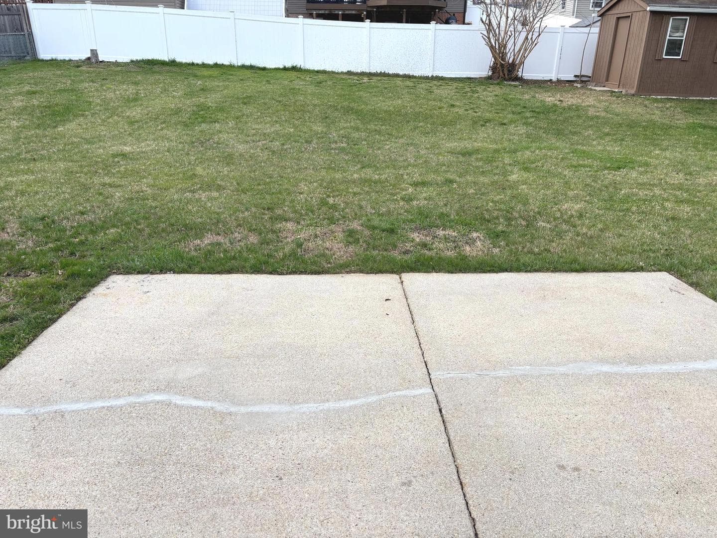 10810 Hollaway Drive photo 2