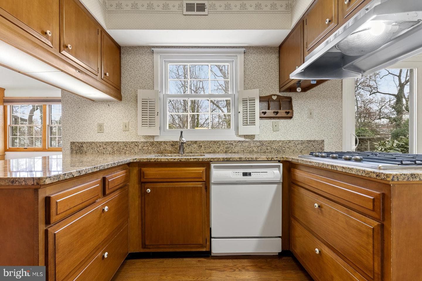 8714 Granite Lane photo 14
