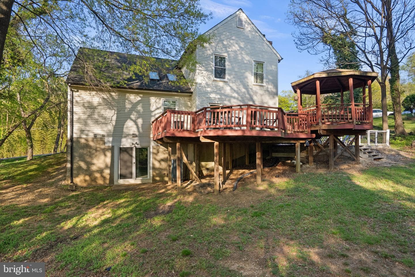 506 Rosier Road photo 42