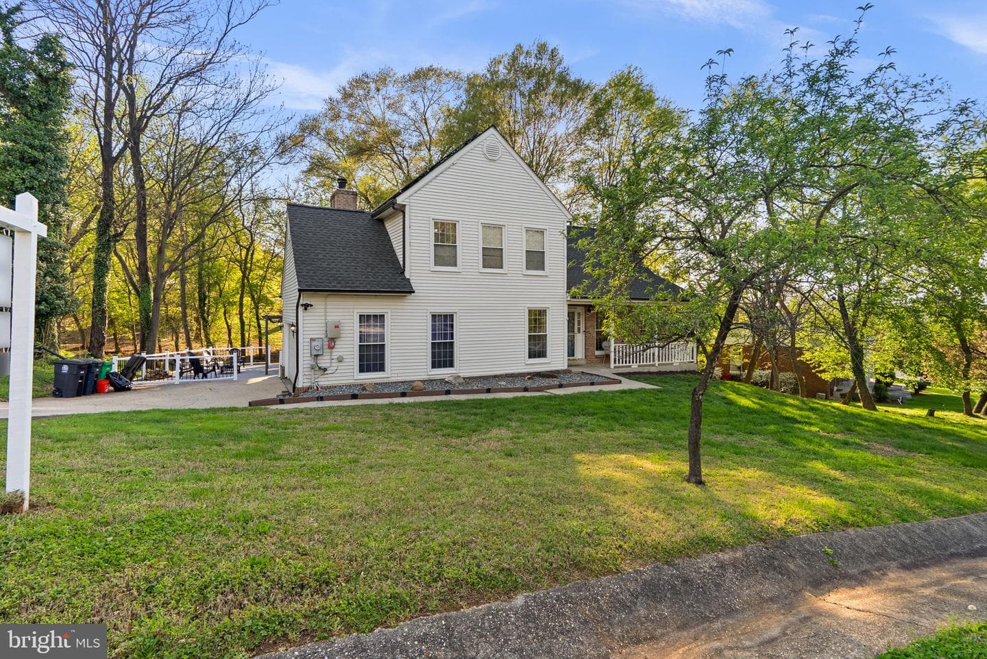 506 Rosier Road photo 43