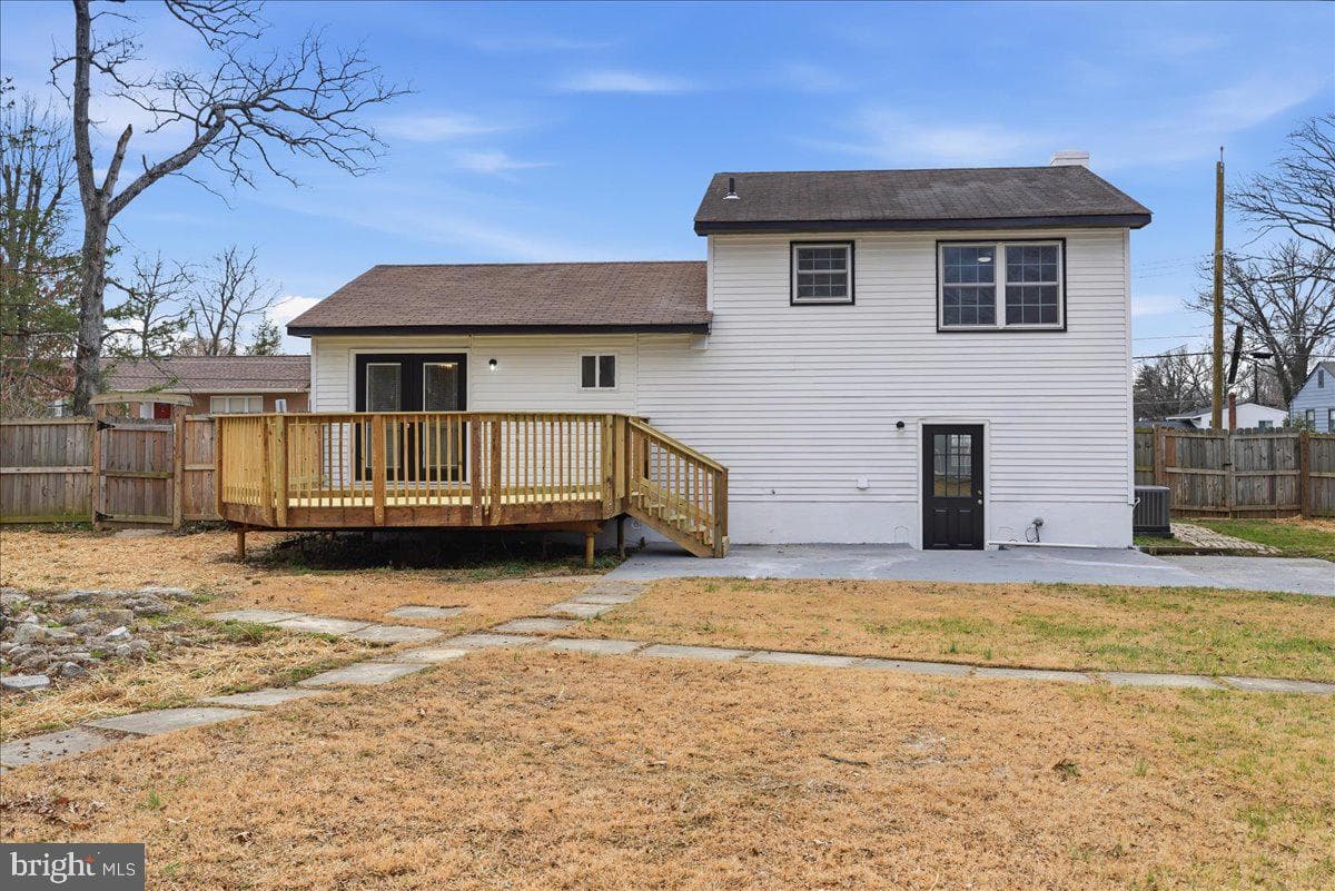 6018 Woodland Lane photo 25