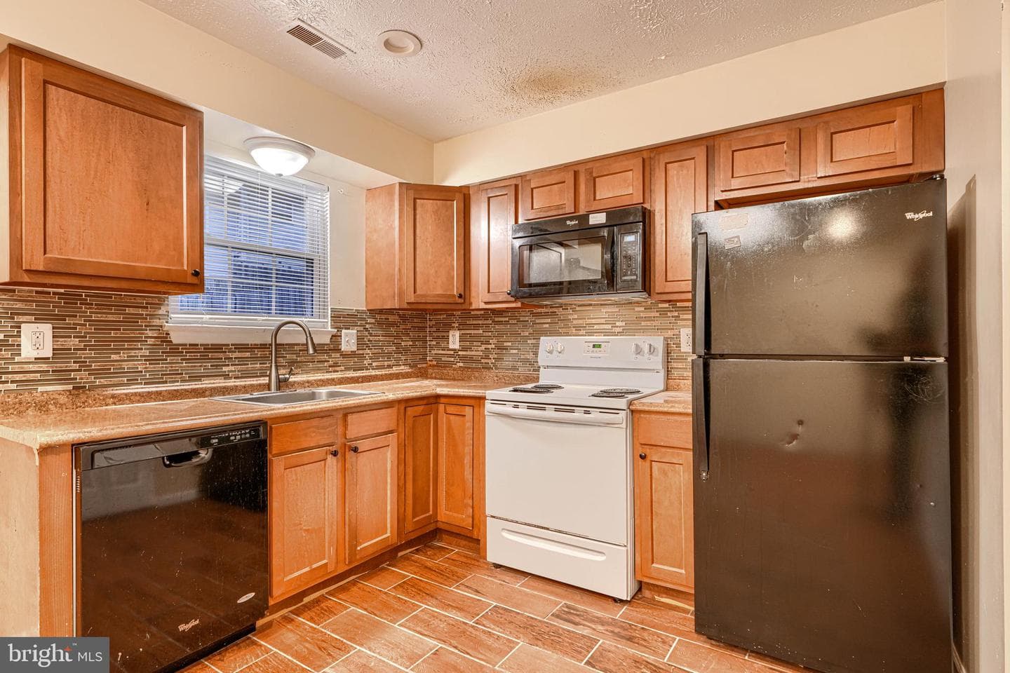 1368 Nalley Terrace photo 11