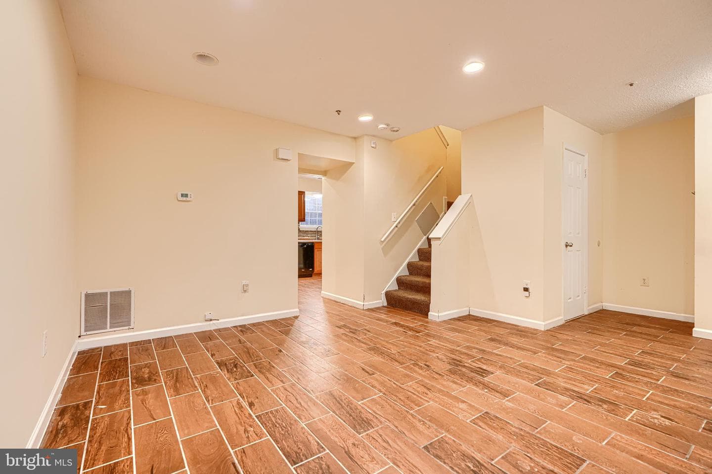1368 Nalley Terrace photo 4
