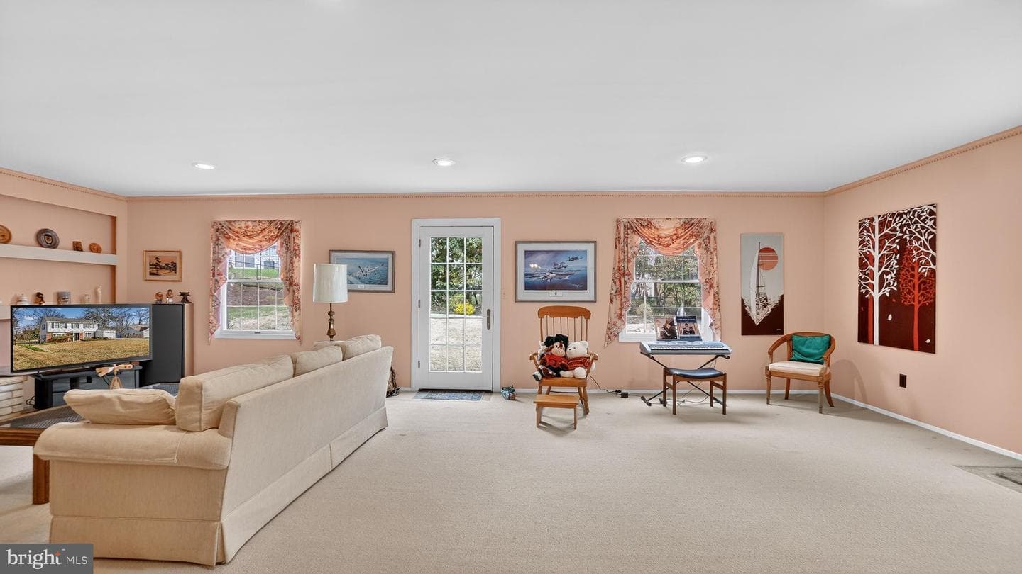 2810 Spindle Lane photo 32