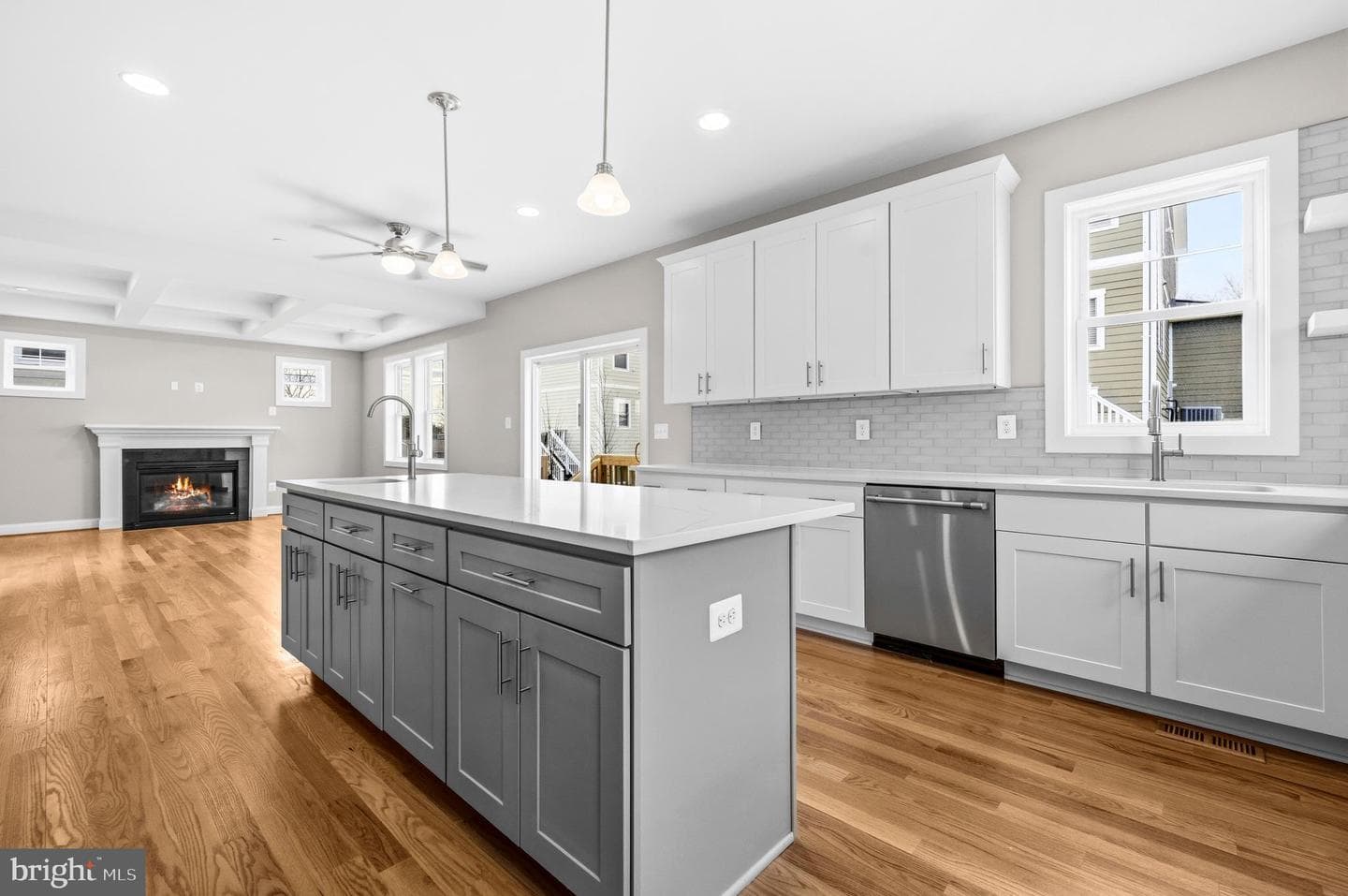 5807 Beecher Street photo 22