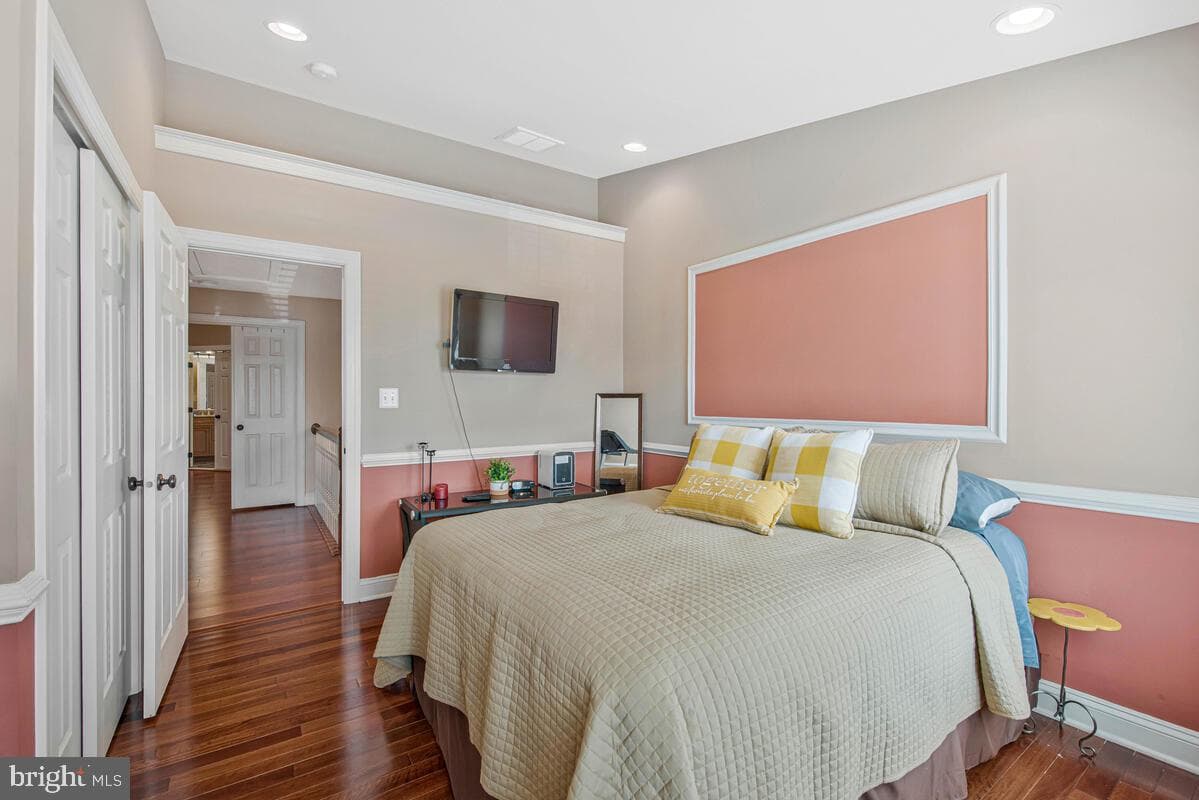 4248 Chariot Way photo 20