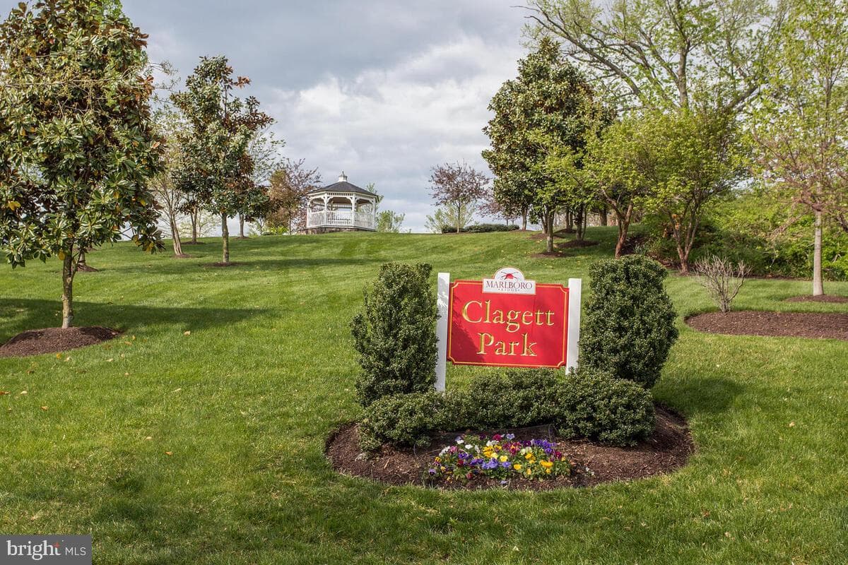 4248 Chariot Way photo 48