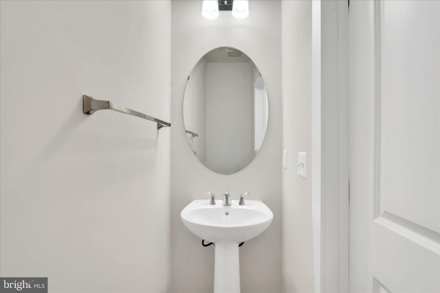 5610 Hyattsville Drive photo 4