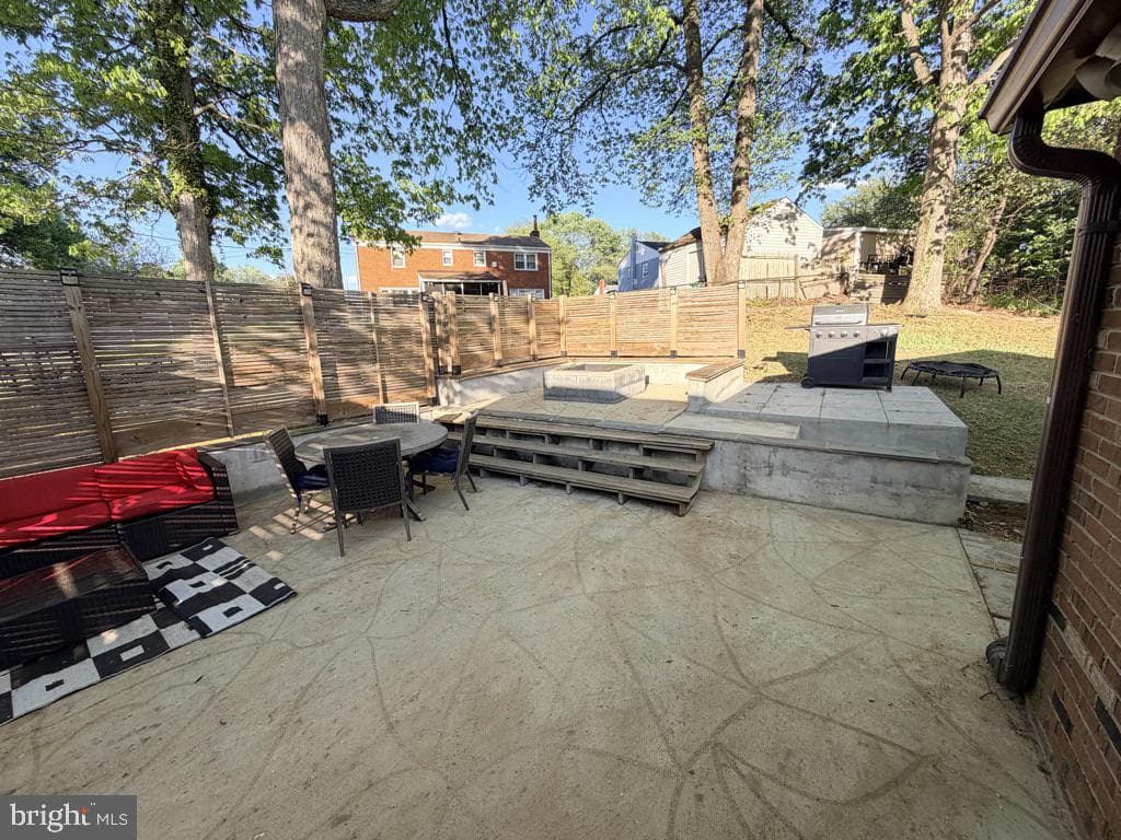 7500 Harrison Lane photo 29