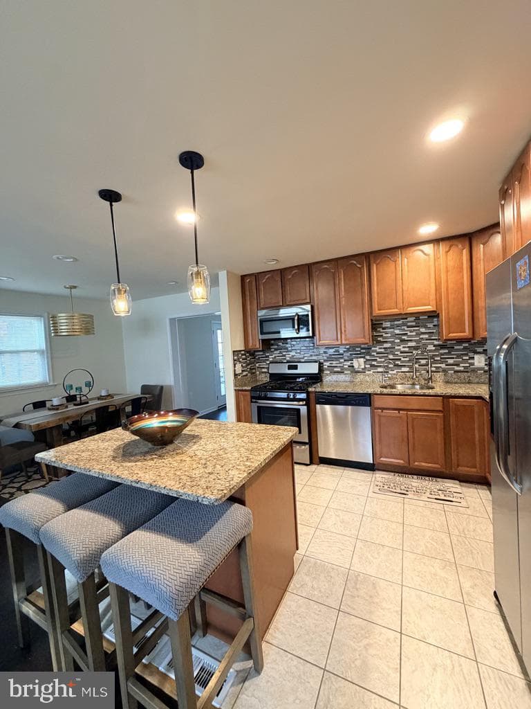7500 Harrison Lane photo 7