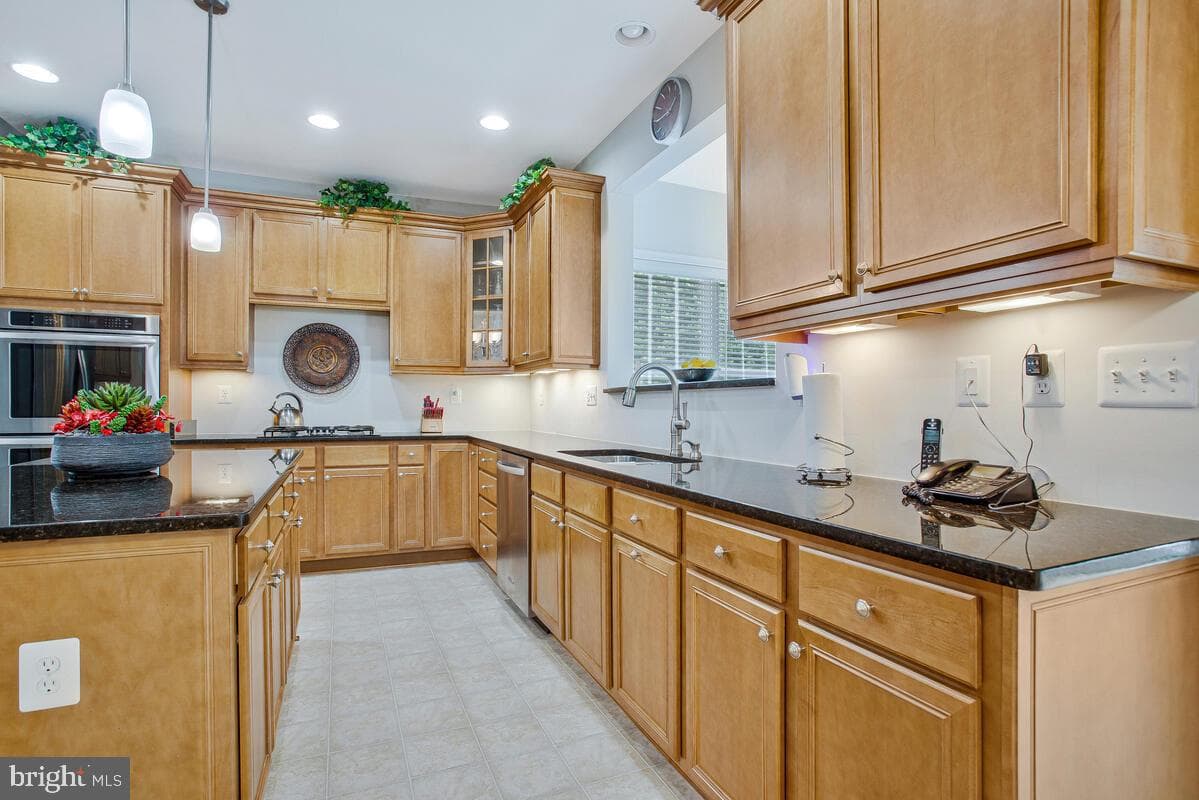 4006 Bridle Ridge Road photo 12