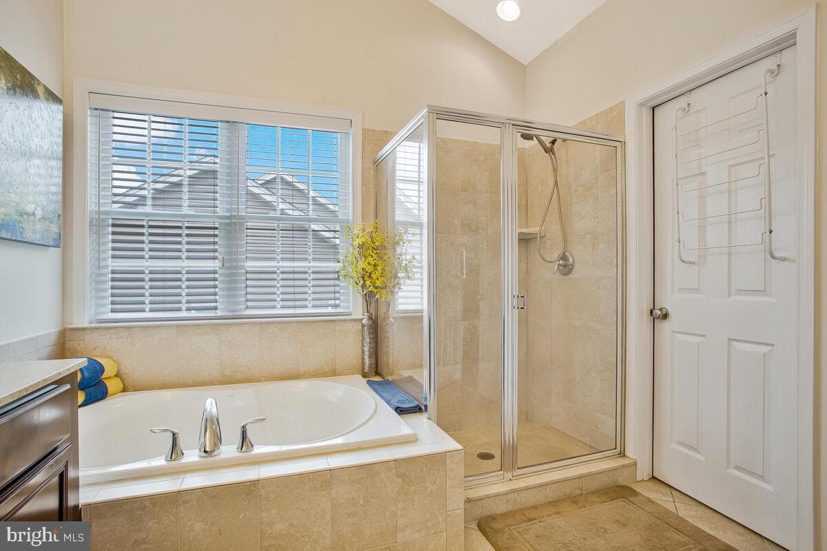 4006 Bridle Ridge Road photo 42