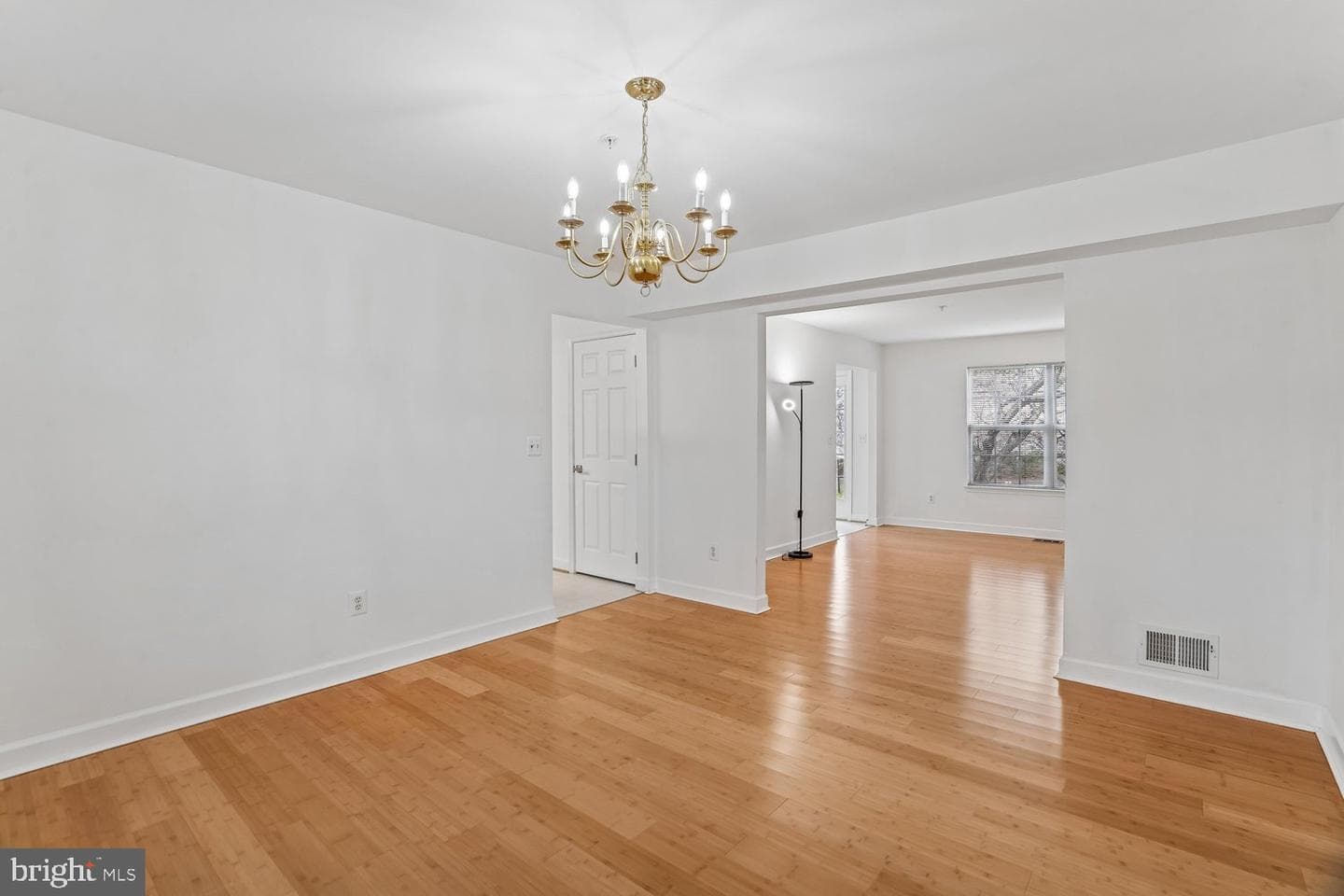 13313 Mockingbird Lane photo 24