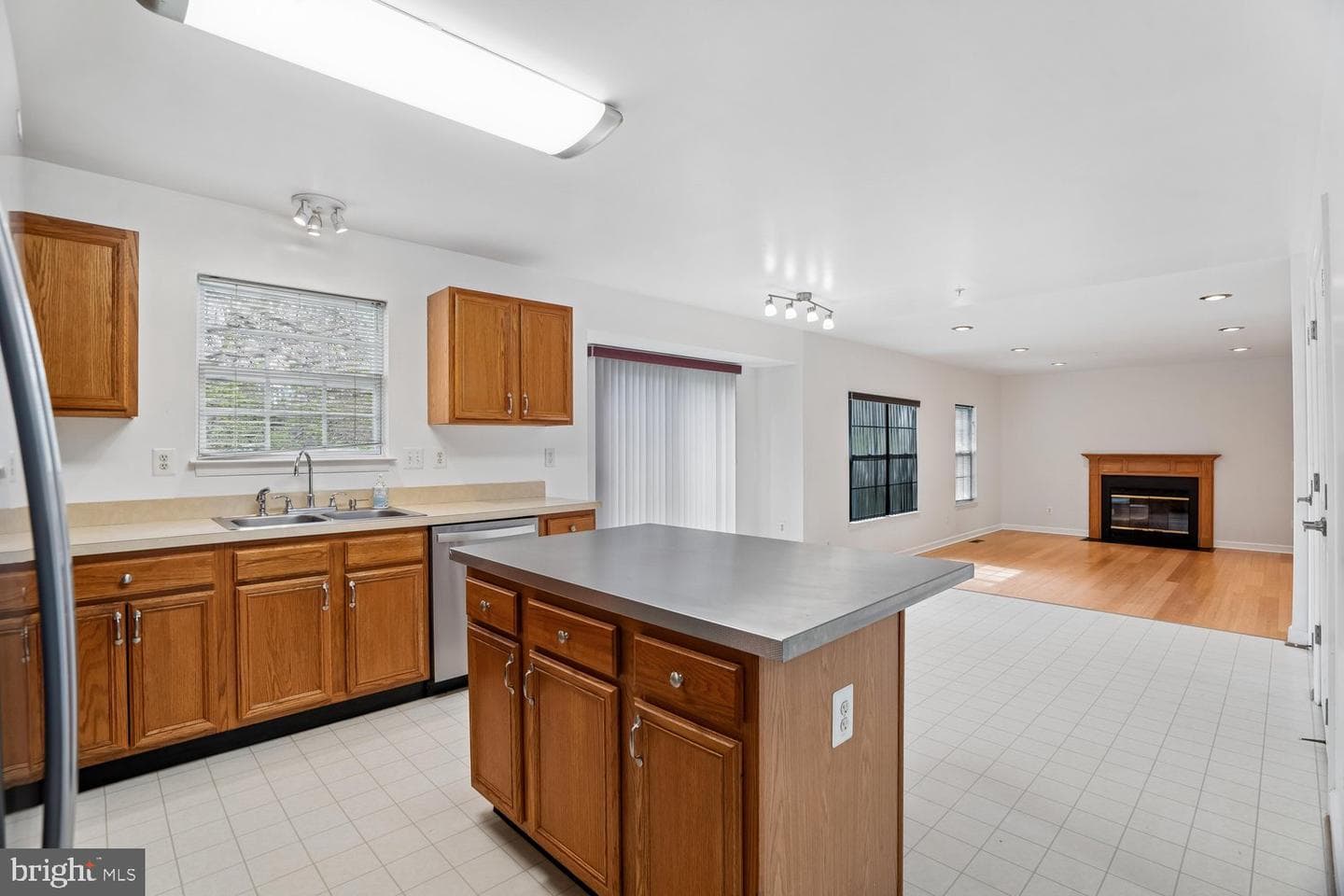 13313 Mockingbird Lane photo 28