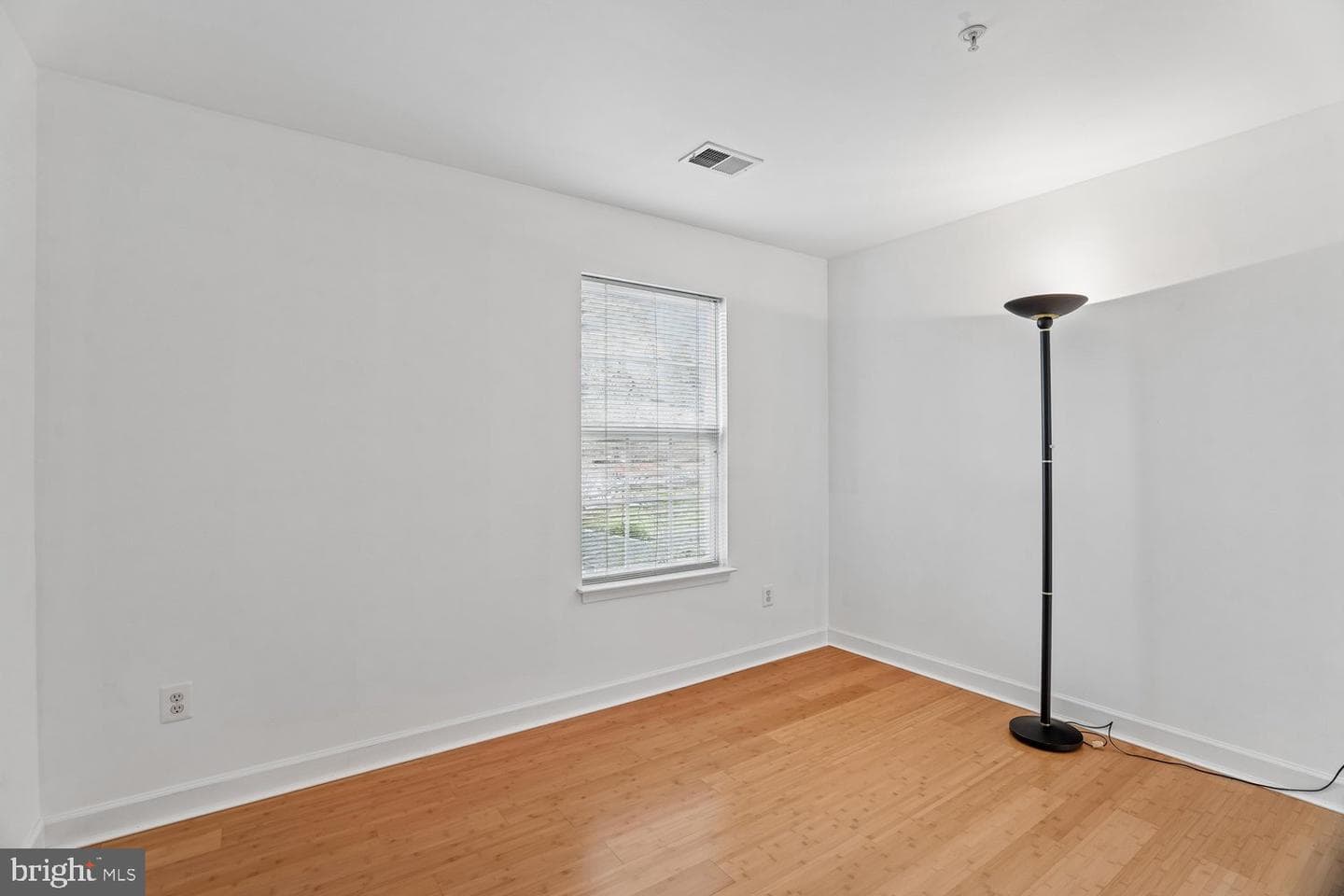 13313 Mockingbird Lane photo 55