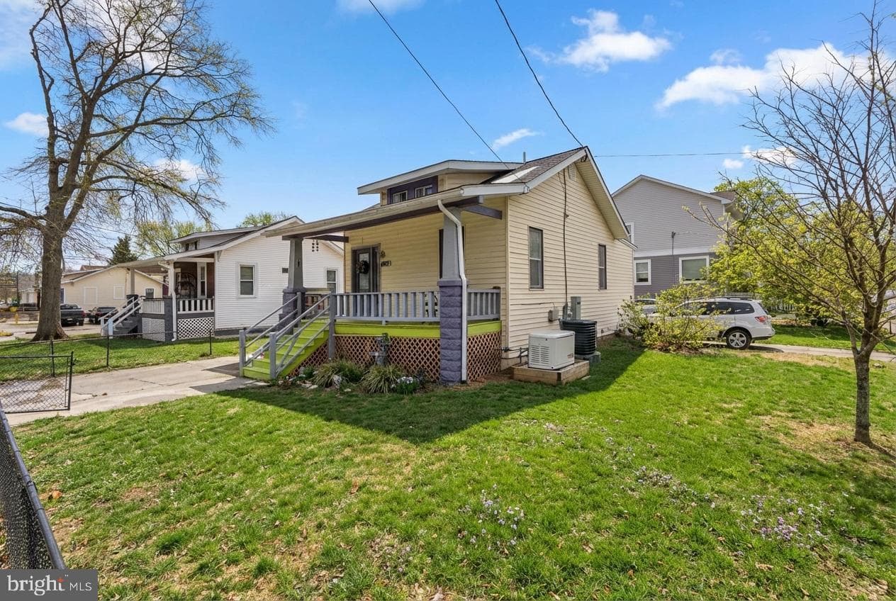 4801 Decatur Street photo 2
