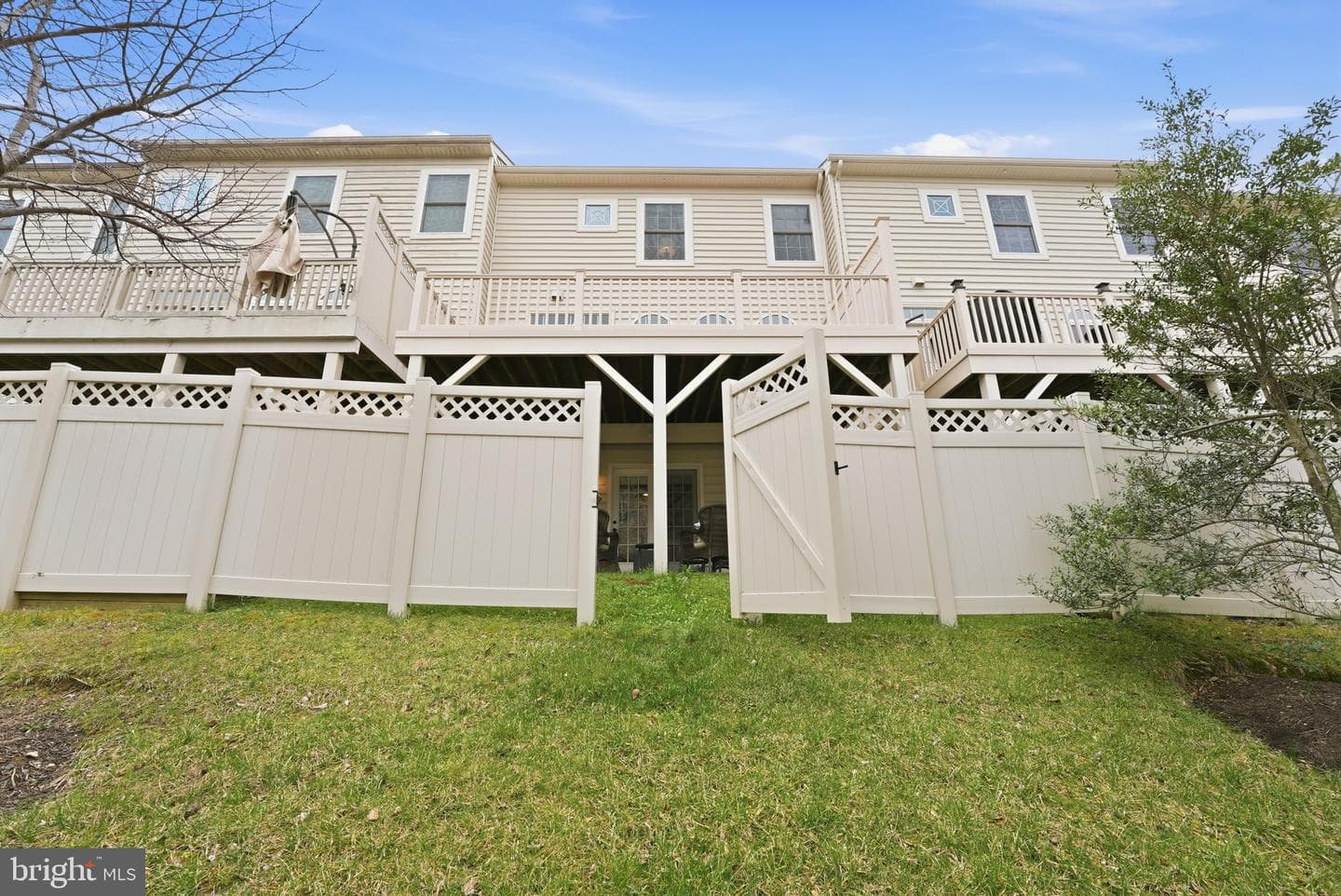 15304 Camberley Place photo 55