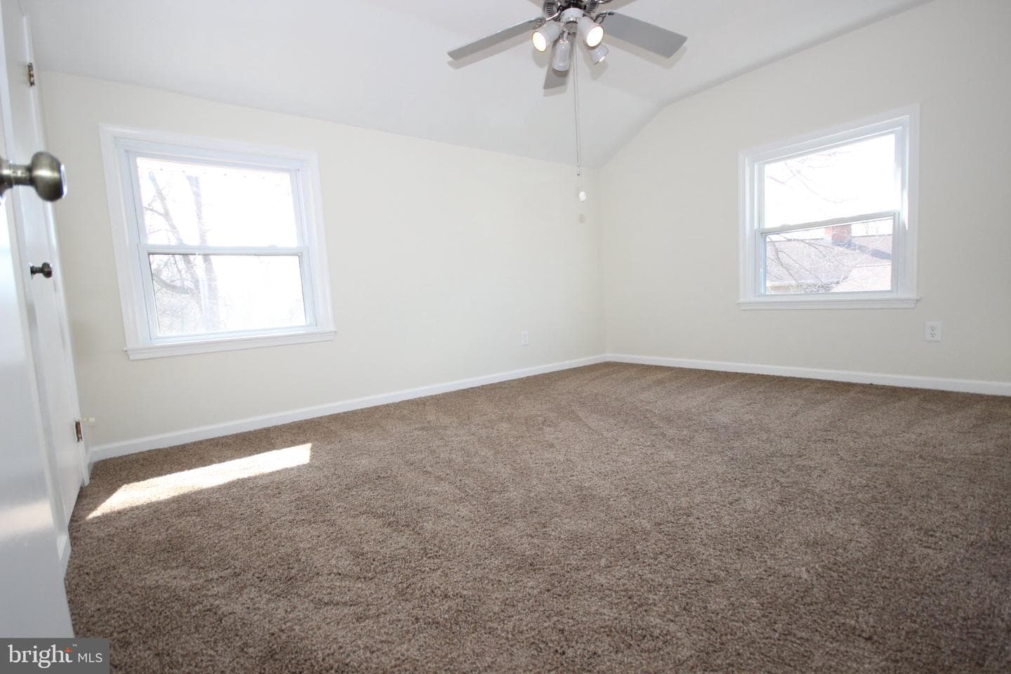 13109 Greenmount Avenue photo 19