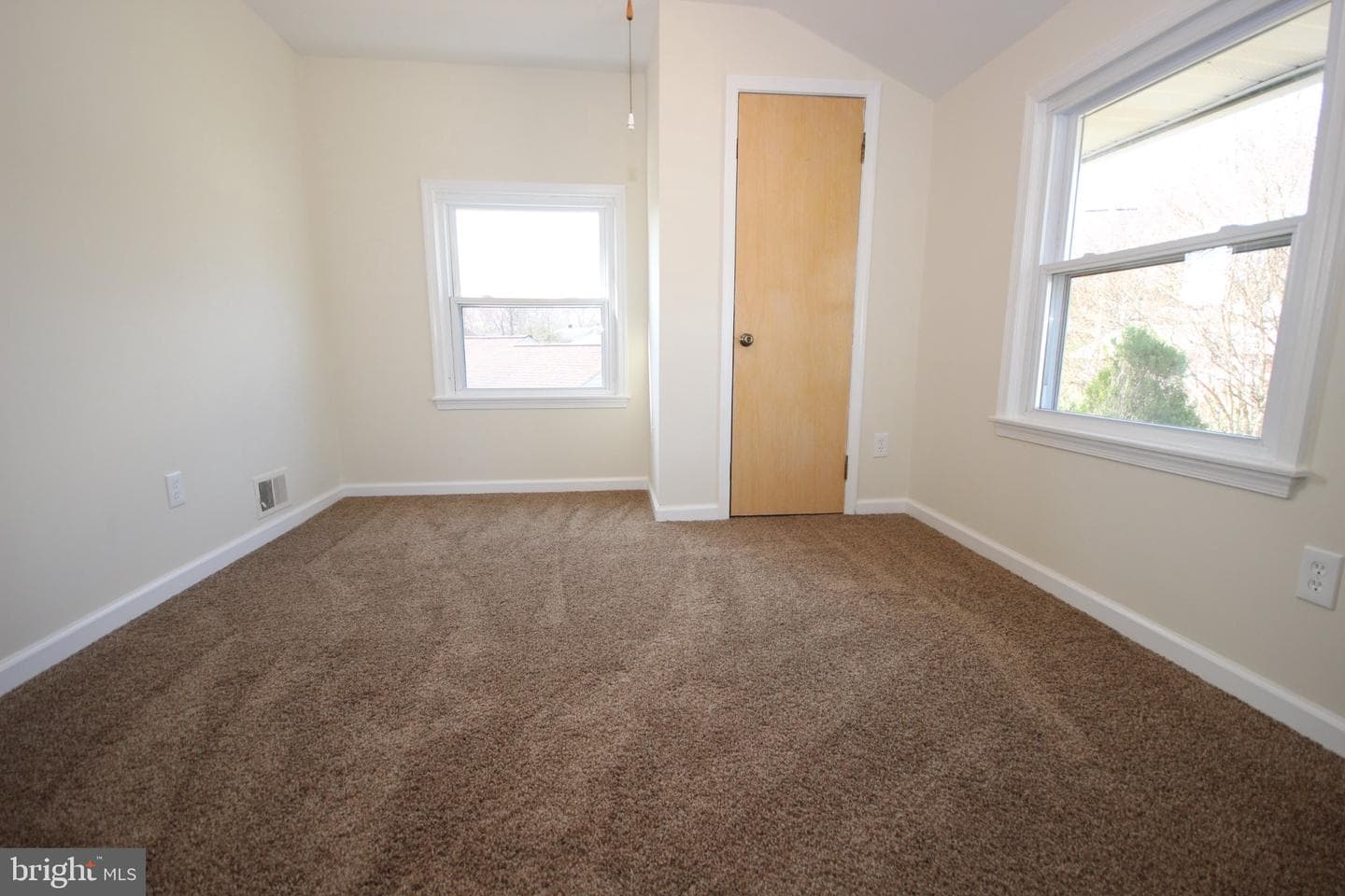 13109 Greenmount Avenue photo 20