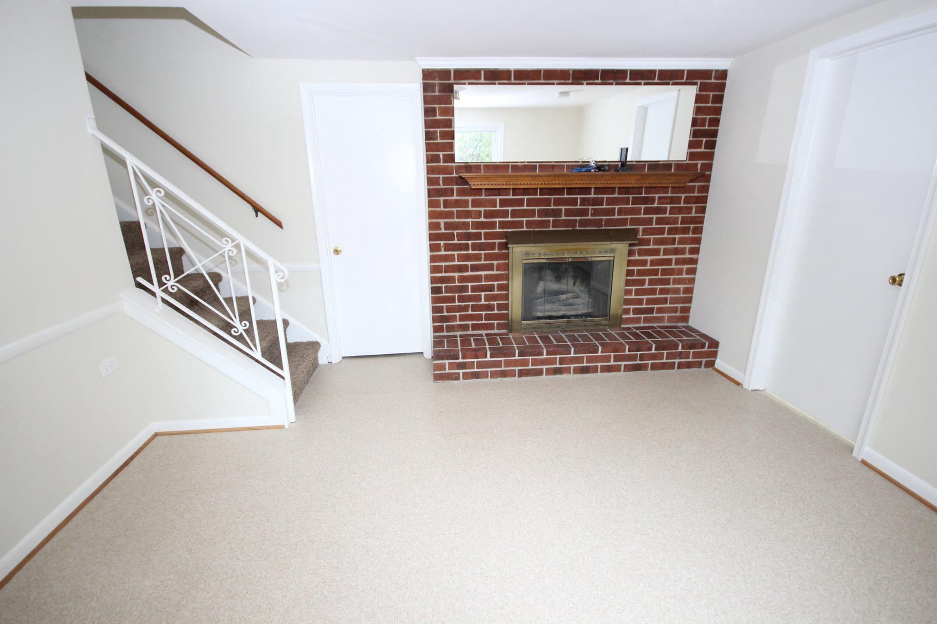 13109 Greenmount Avenue photo 24