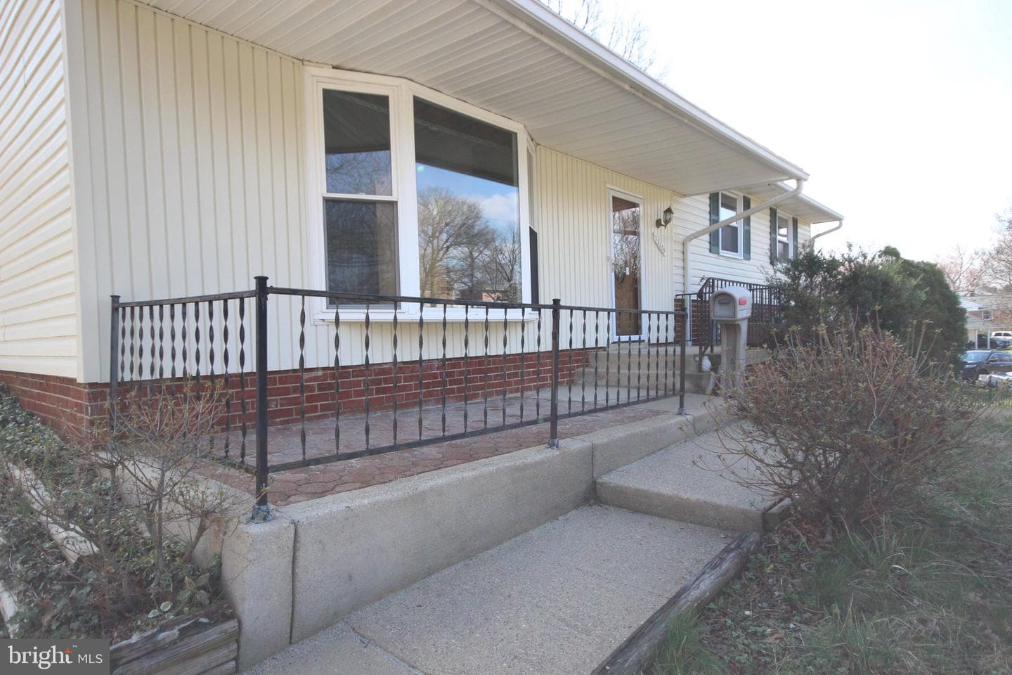 13109 Greenmount Avenue photo 4