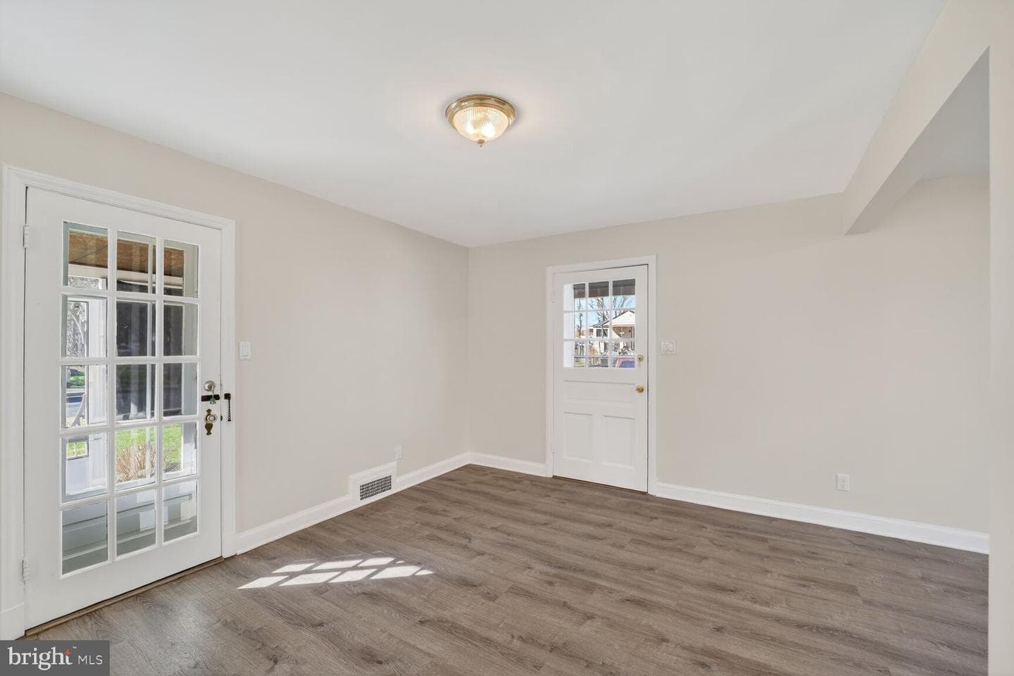 4901 Tuckerman Street photo 4