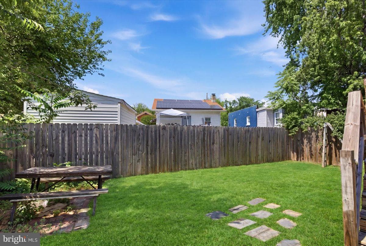 4318 Lawrence Street photo 33
