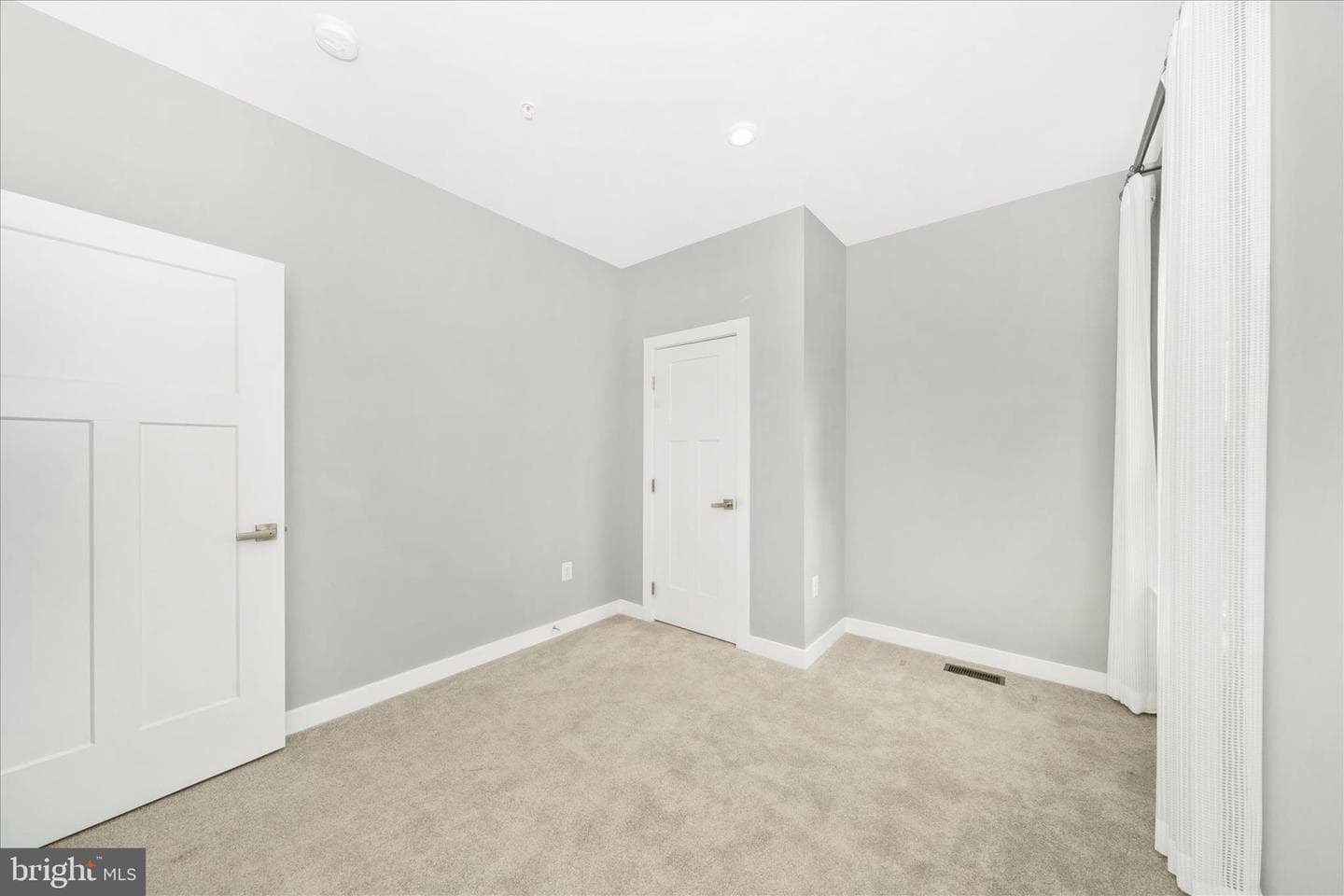 904 Midbrook Ln Lane photo 17