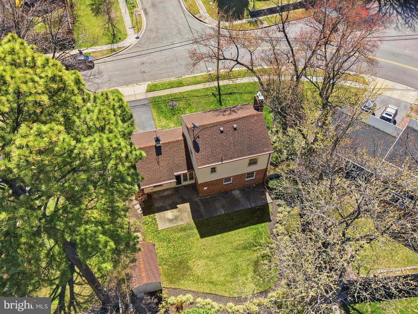 2502 Hughes Road photo 36