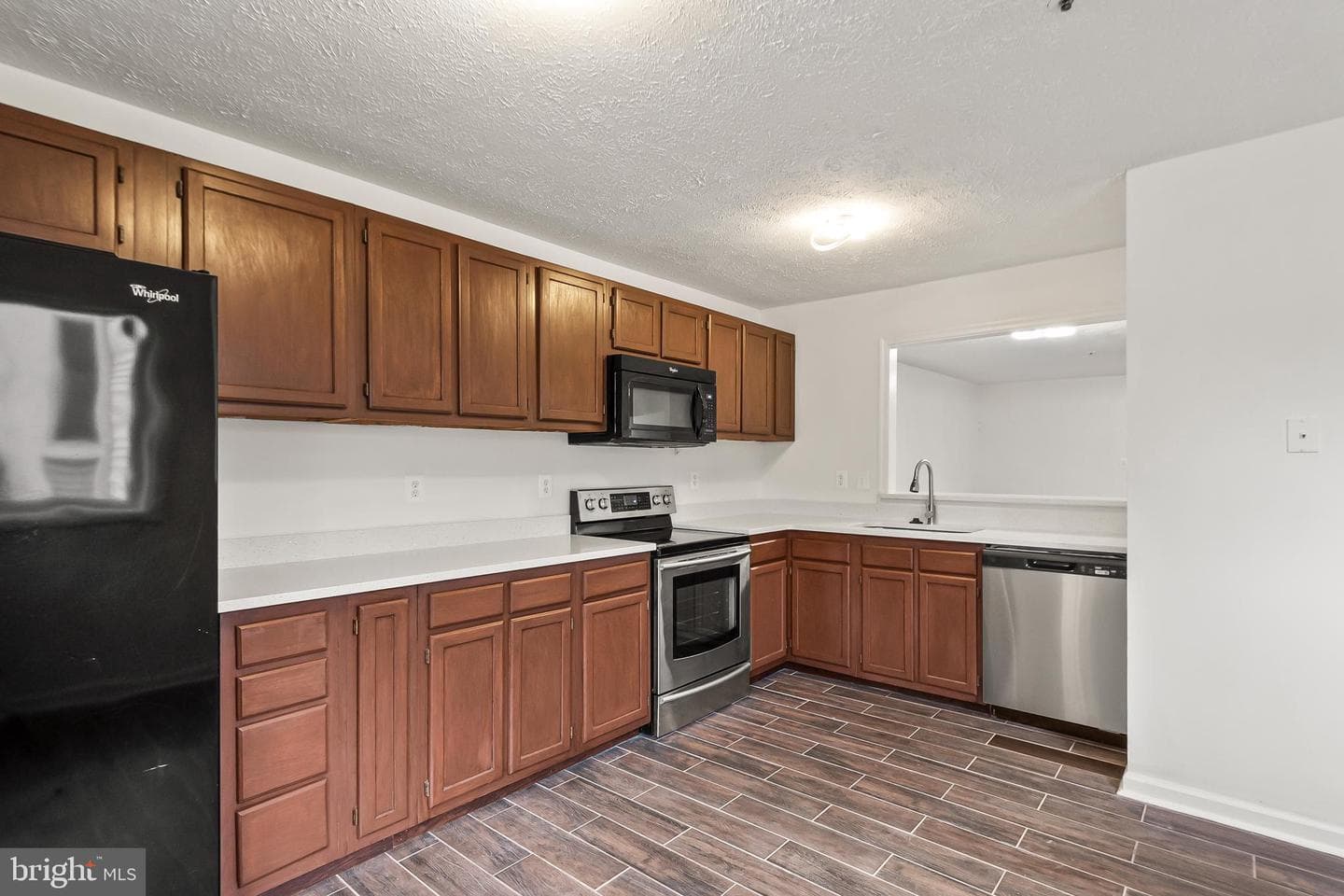 4930 Wealding Way photo 11