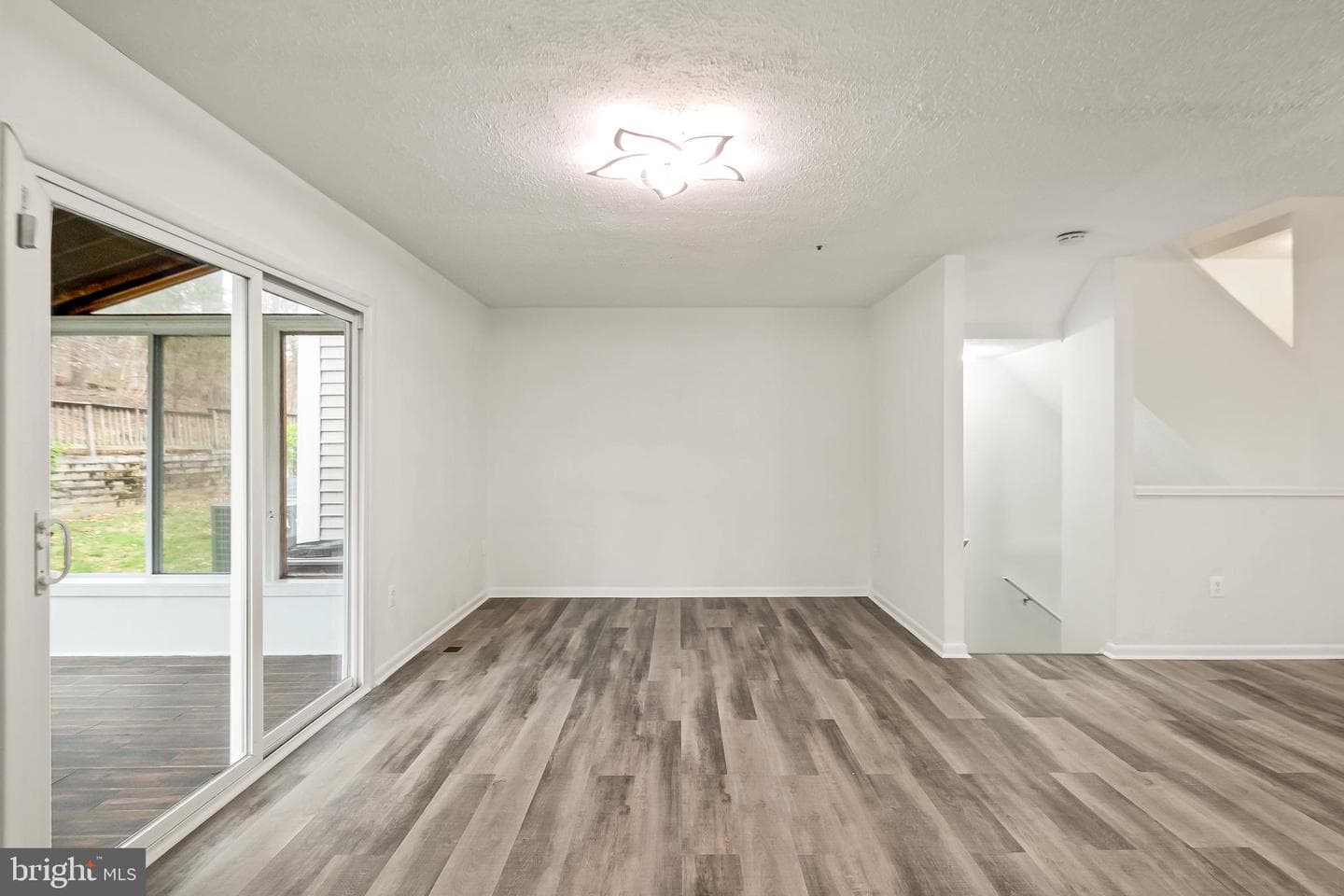 4930 Wealding Way photo 18