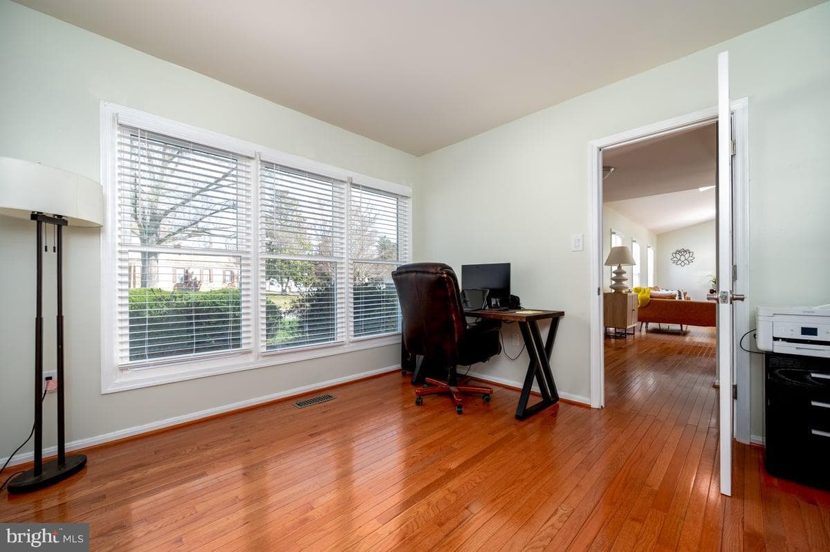 105 Saint Andrews Drive E photo 11