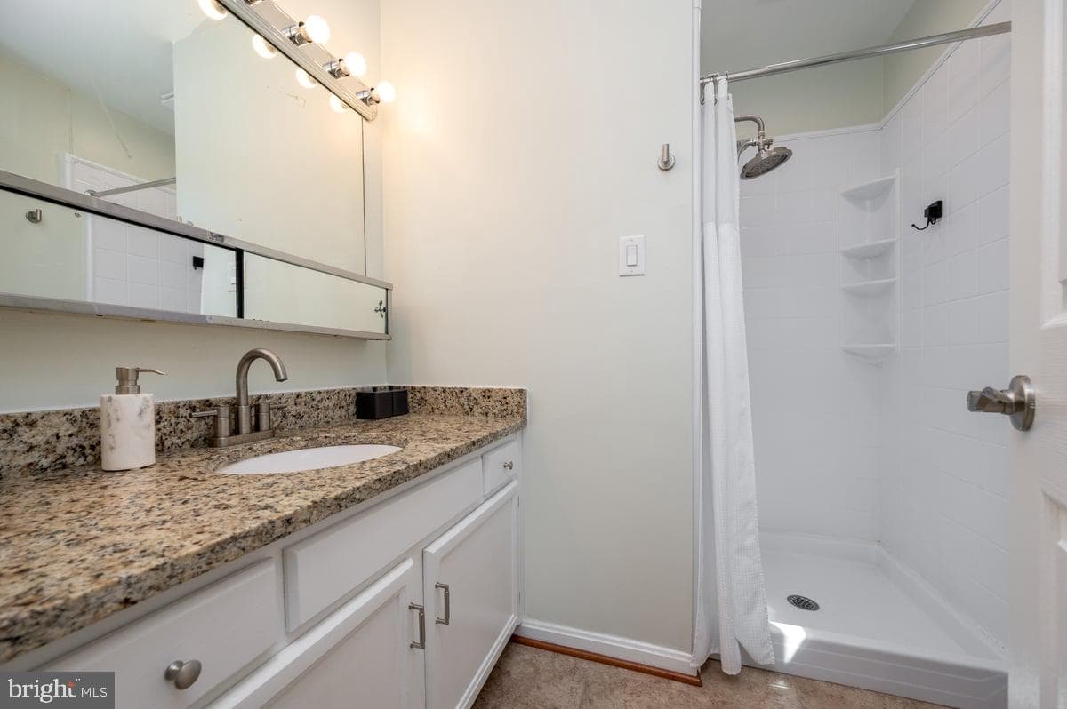 105 Saint Andrews Drive E photo 25