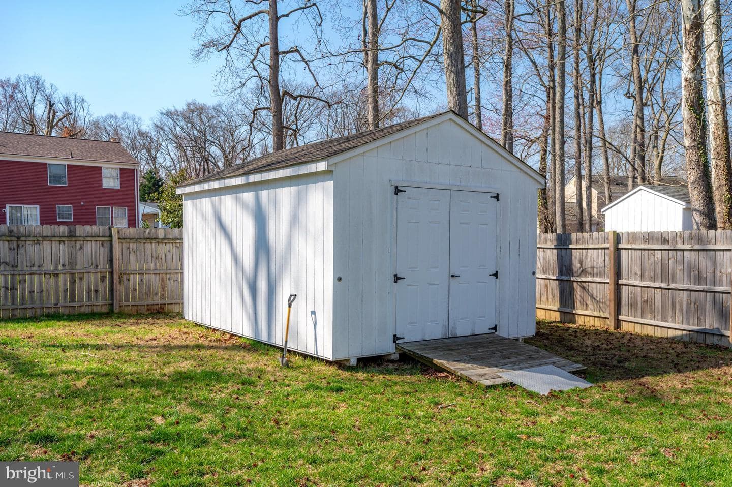 105 Saint Andrews Drive E photo 45