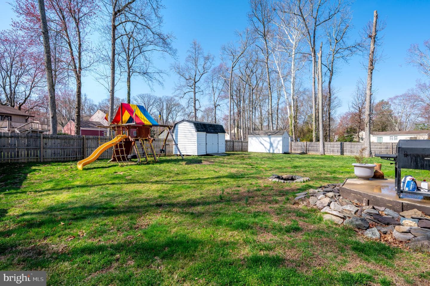 105 Saint Andrews Drive E photo 56