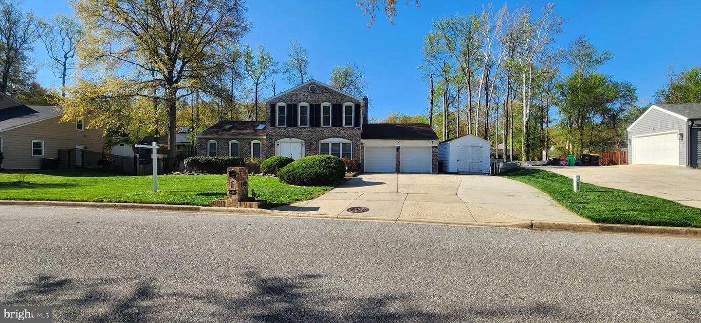 105 Saint Andrews Drive E photo 6