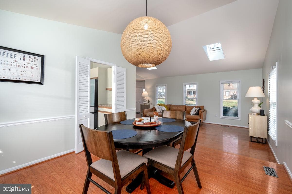105 Saint Andrews Drive E photo 9