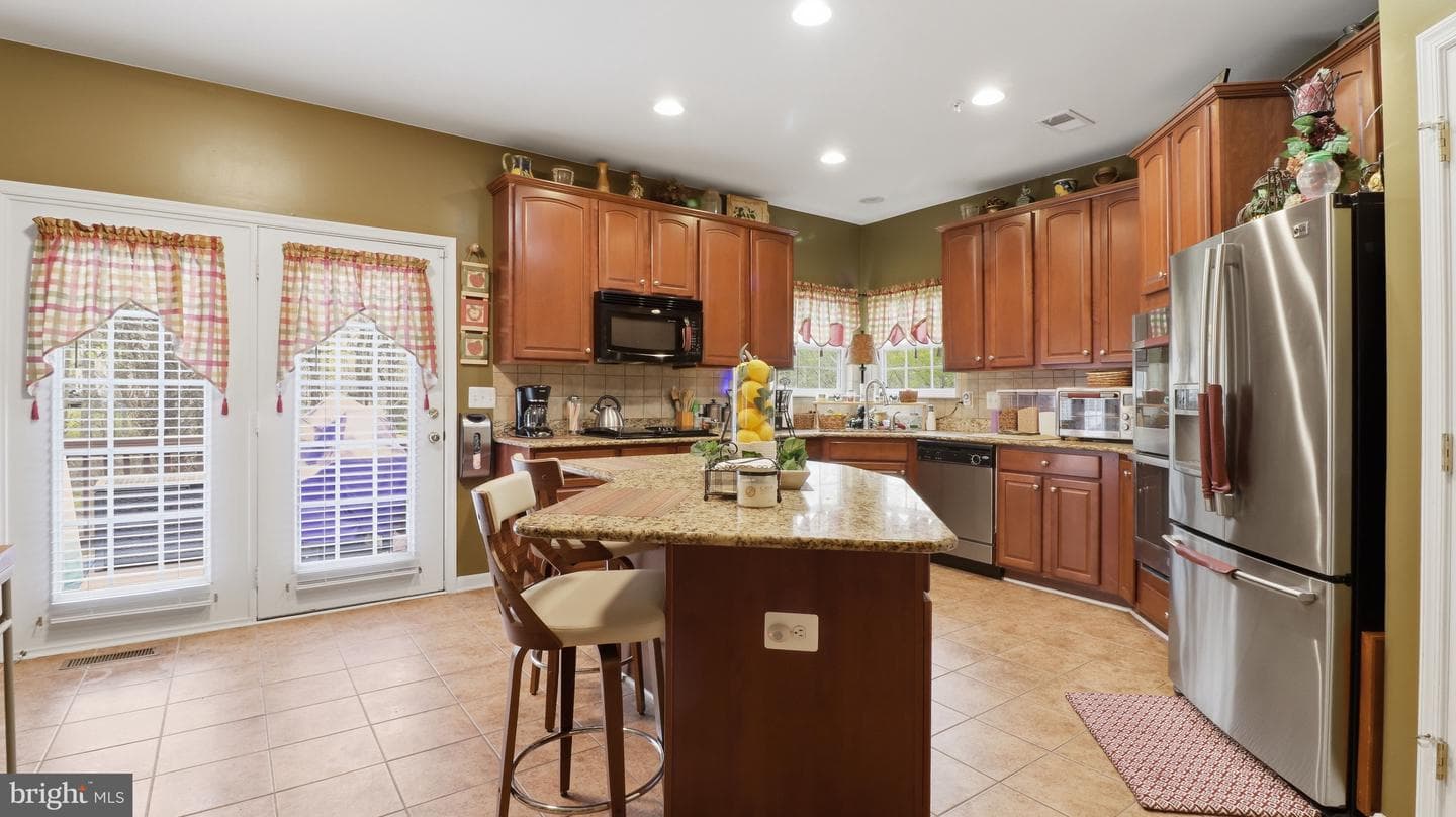 3003 Black Thorn Court photo 15