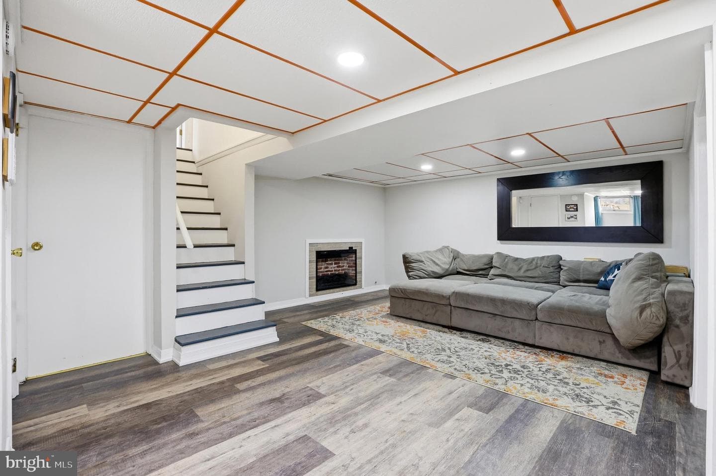 16100 Malcolm Drive photo 23