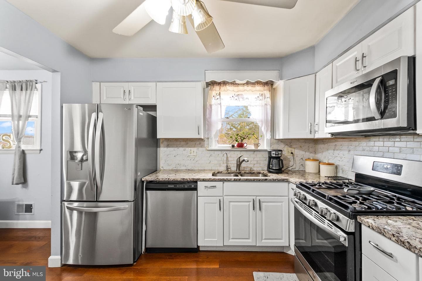 11411 Hermitt Street photo 13