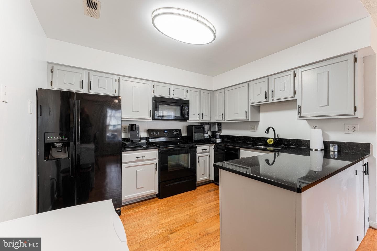 9093 Florin Way photo 11
