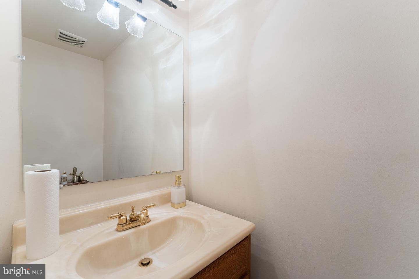 9093 Florin Way photo 5